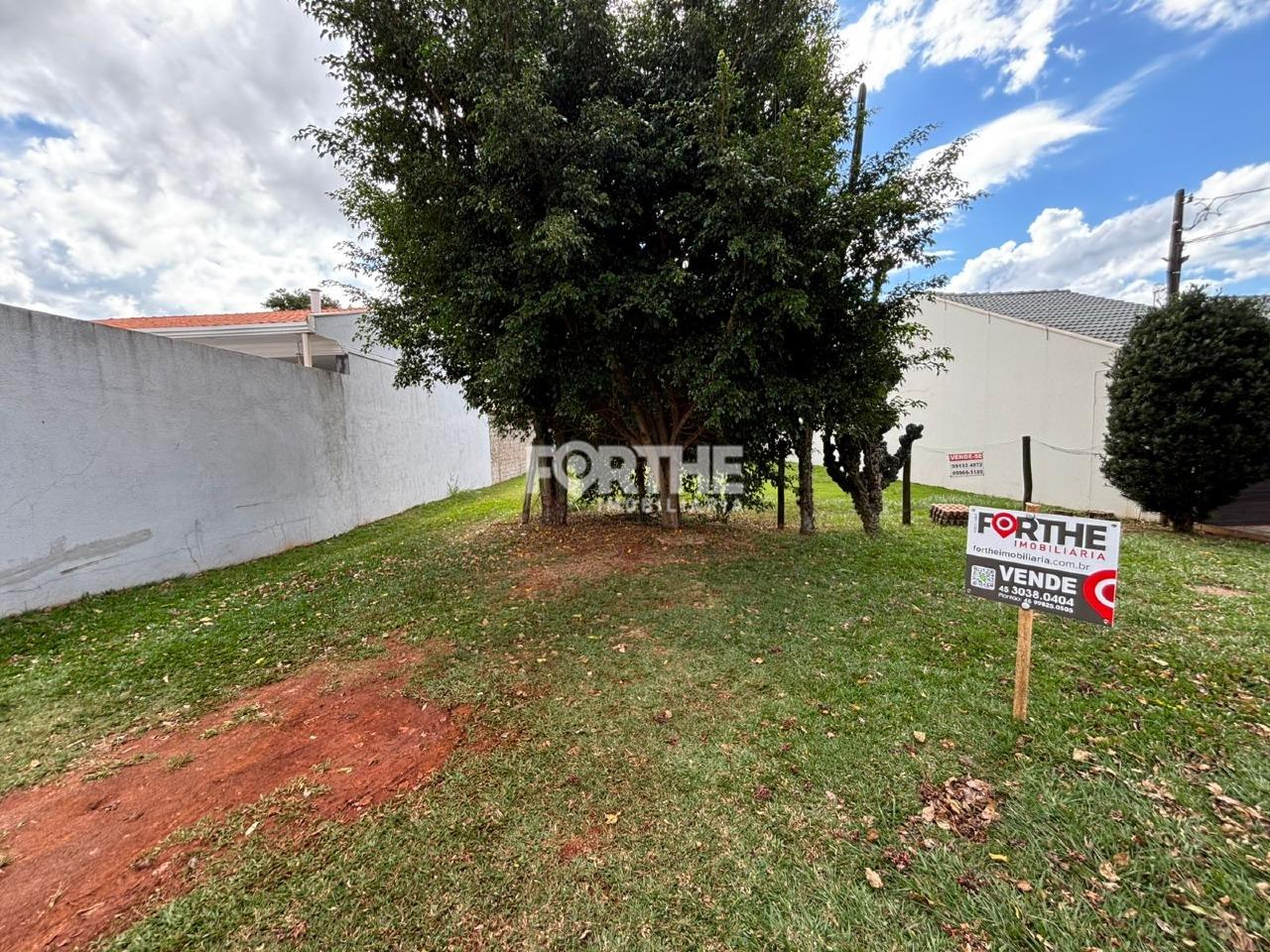 Terreno à venda no Recanto Tropical: