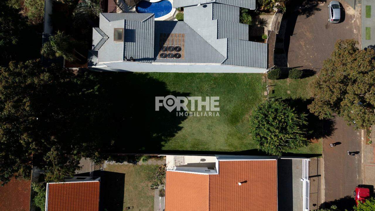 Terreno à venda no Recanto Tropical: 