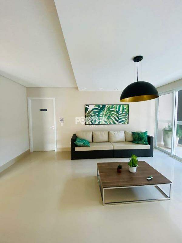 Apartamento à venda no Maria Luiza: 