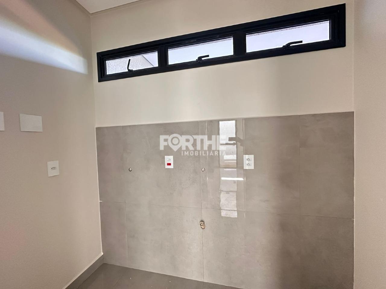 Sobrado à venda no Neva: