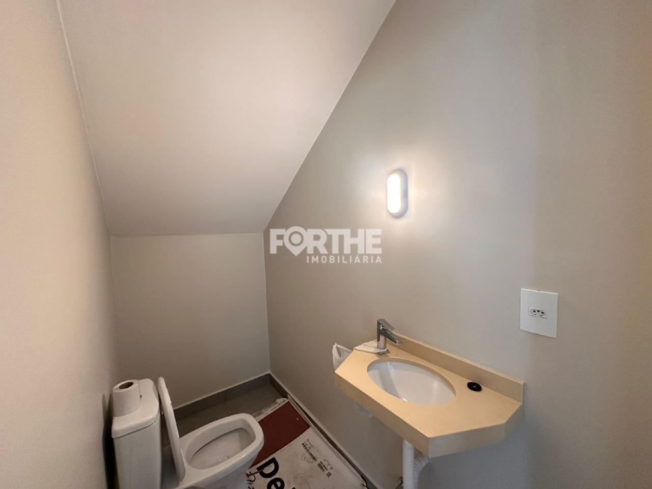 Sobrado à venda no Neva: