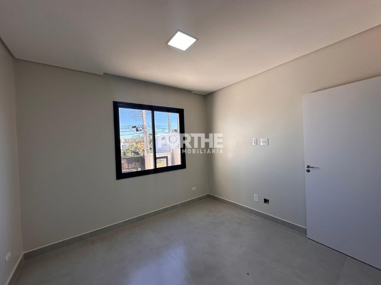 Casa à venda no Neva: 