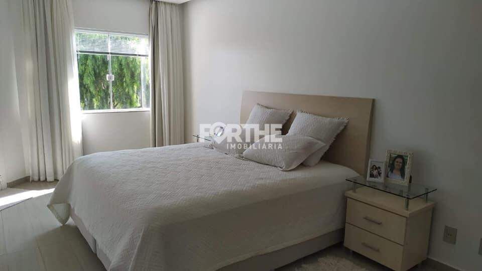 Sobrado à venda no Região do Lago: 