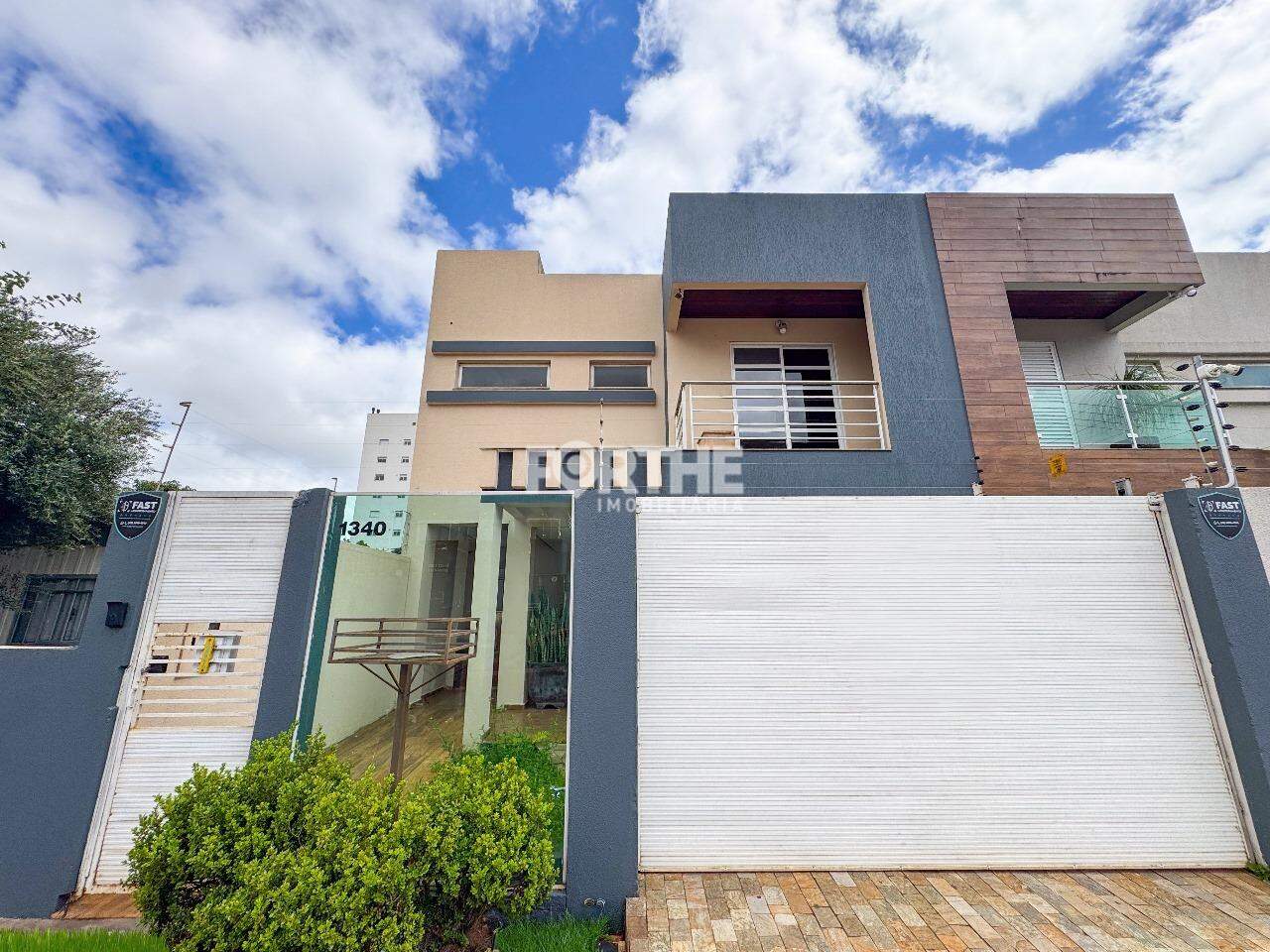 Sobrado 3 Dormitórios Centro 188m²