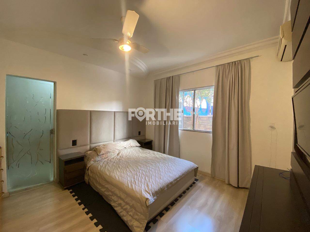 Sobrado à venda no Country: 