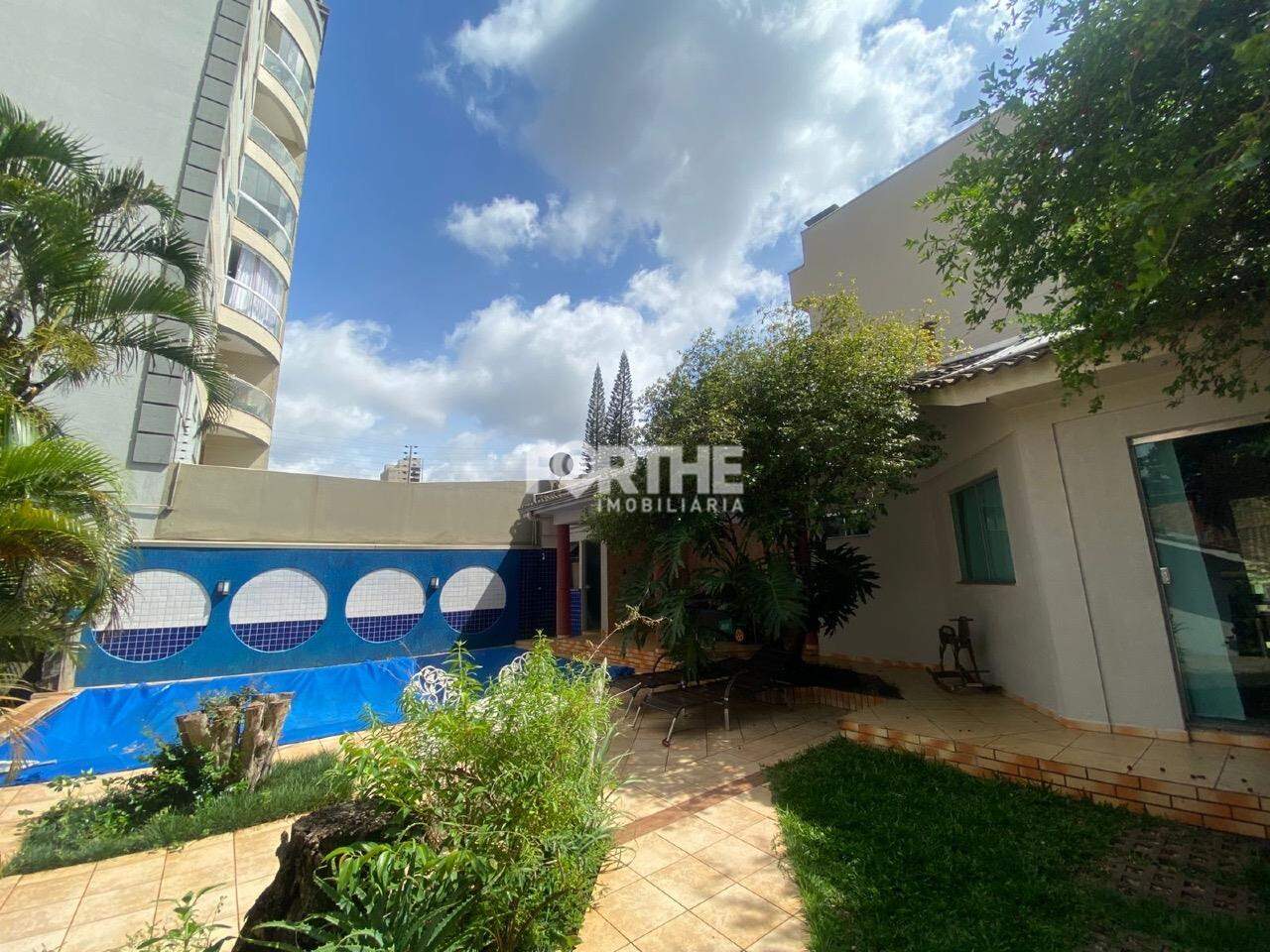 Sobrado à venda no Country: 