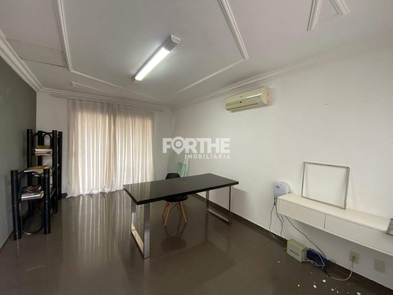 Sobrado à venda no Country: 