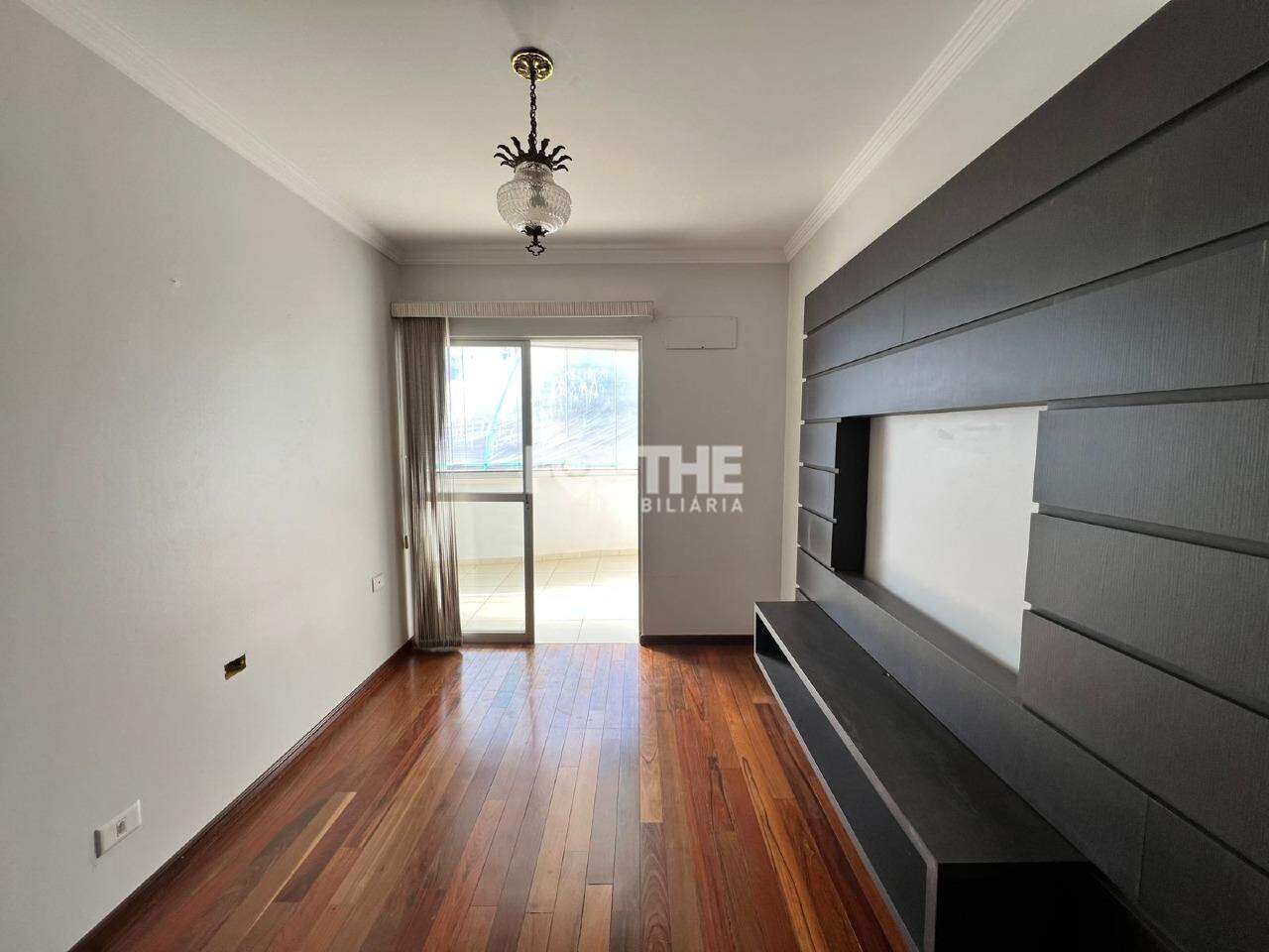 Apartamento 3 Dormitórios Centro 104m²