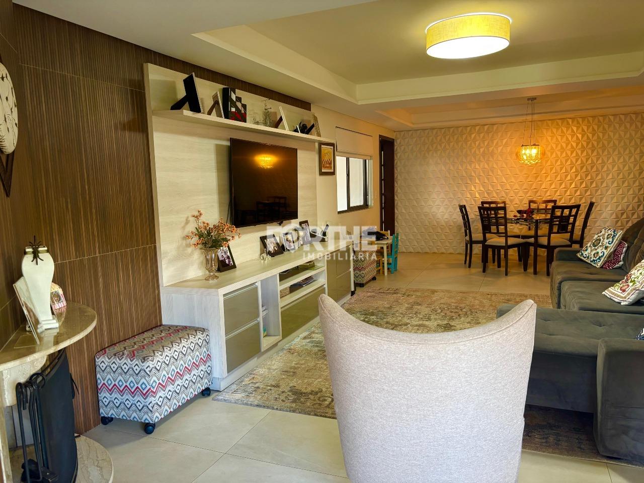 Casa à venda no Recanto Tropical: 