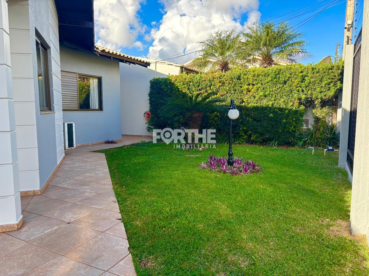 Casa à venda no Recanto Tropical: 