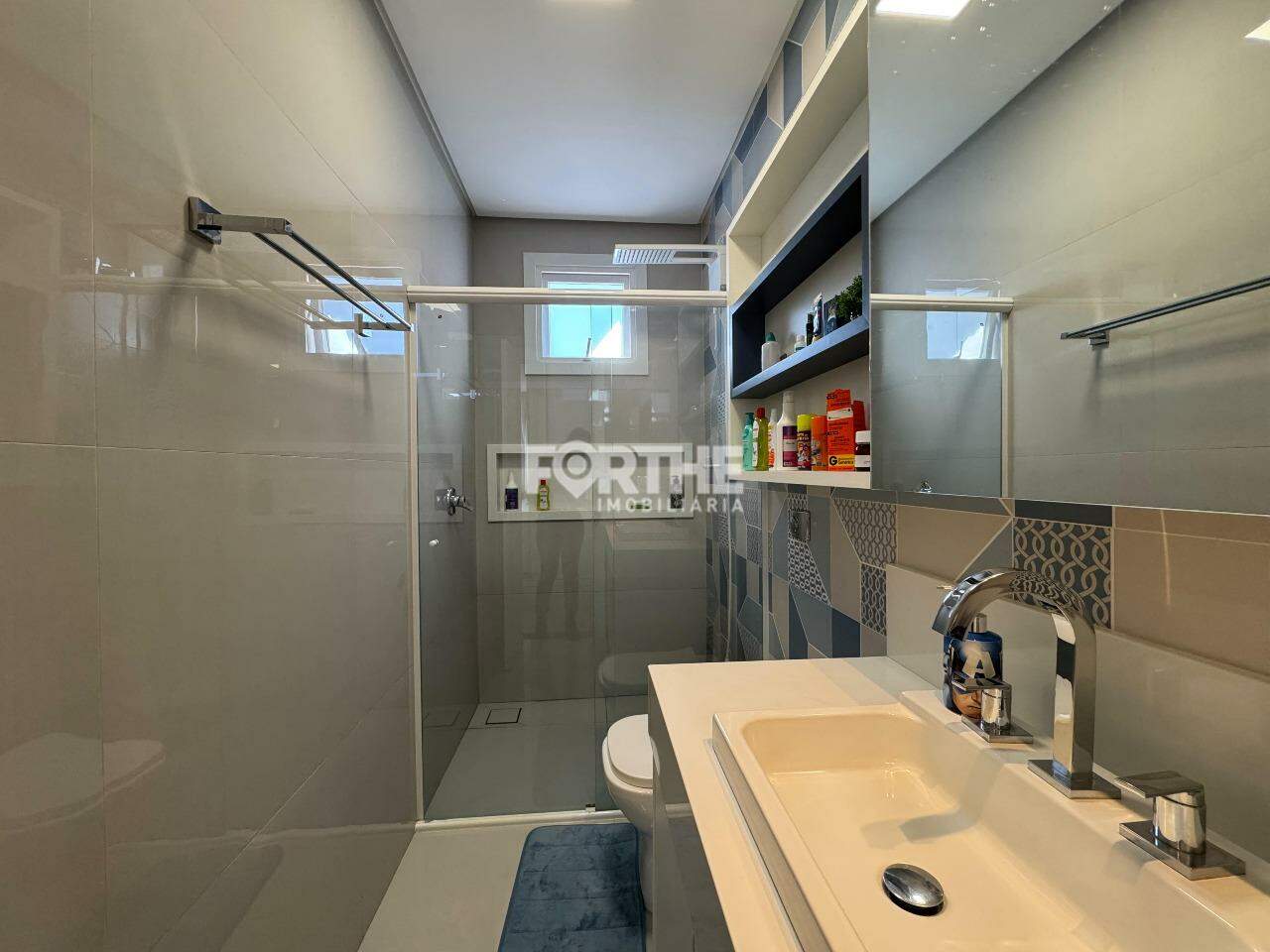 Sobrado em condomínio à venda no Alto Alegre: 