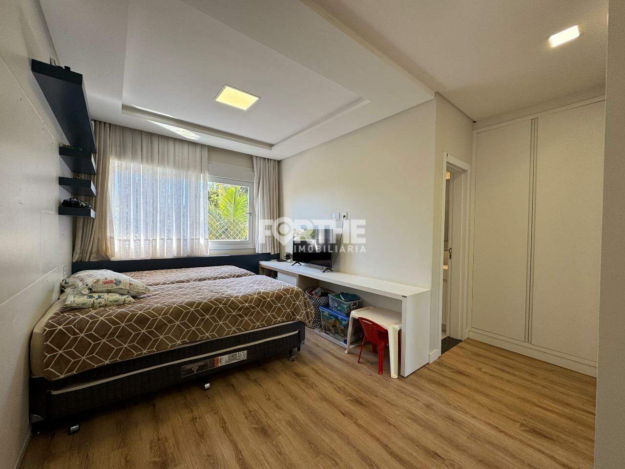 Sobrado em condomínio à venda no Alto Alegre: 