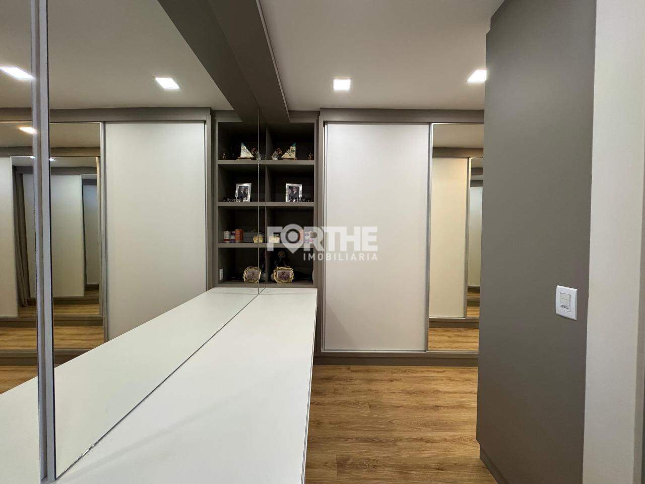 Sobrado em condomínio à venda no Alto Alegre: 