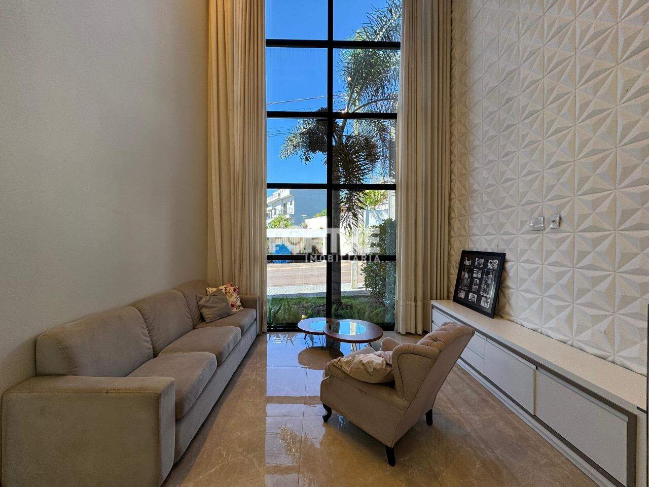 Sobrado em condomínio à venda no Alto Alegre: 