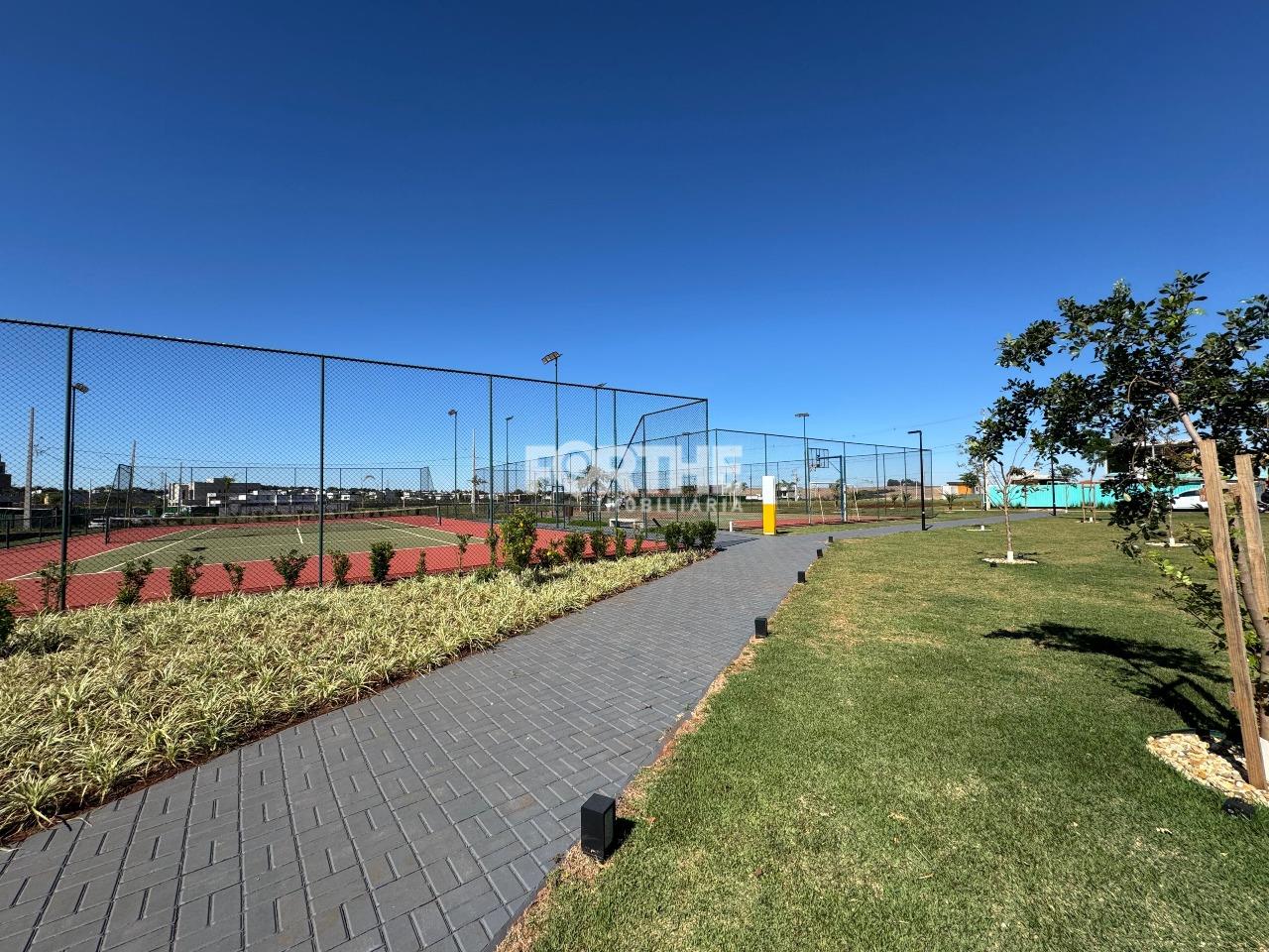 Terreno em condomínio à venda no FAG: