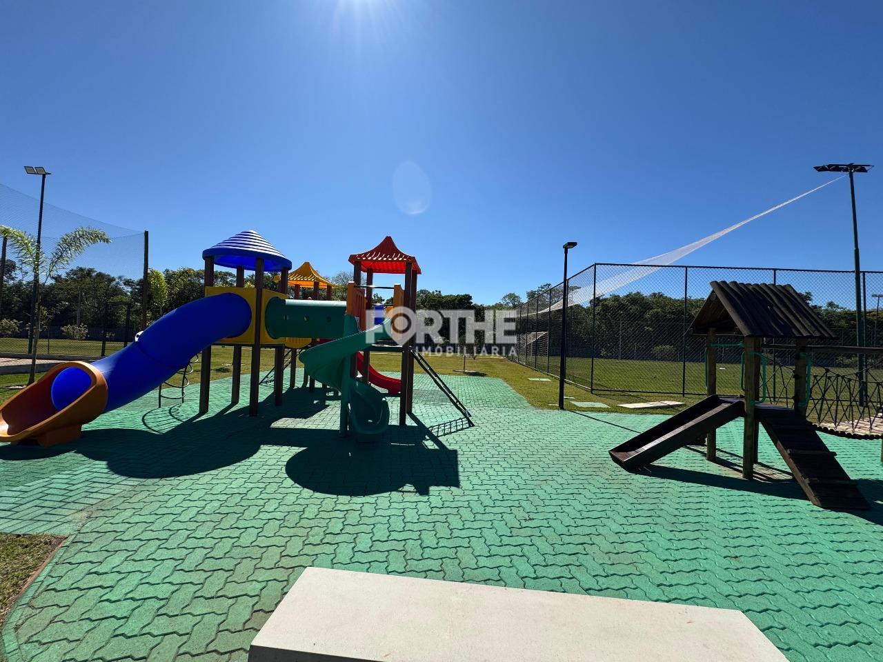 Terreno em condomínio à venda no FAG: