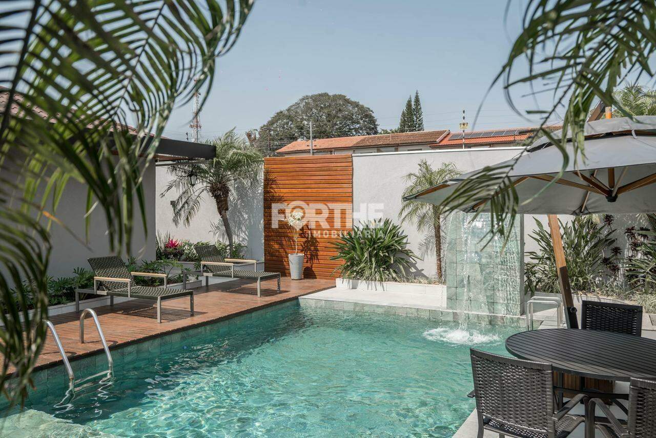 Casa à venda no Country: 