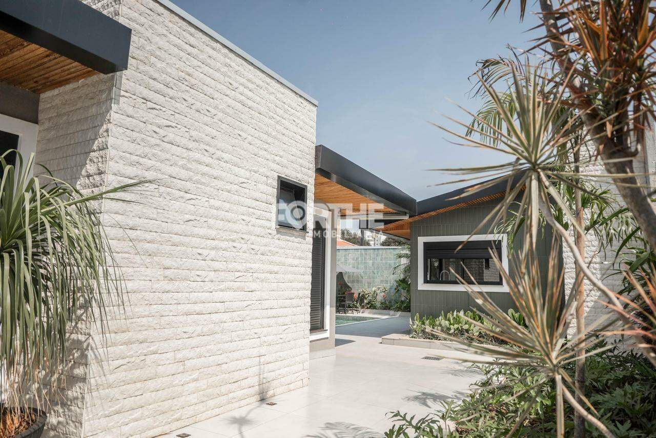 Casa à venda no Country: