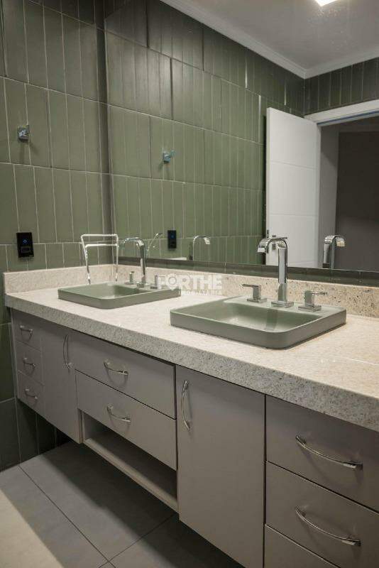 Casa à venda no Country: