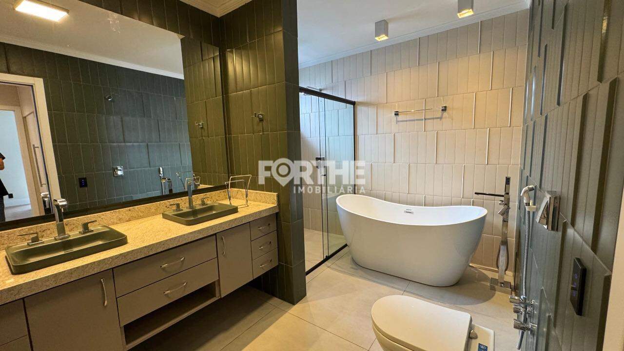 Casa à venda no Country: