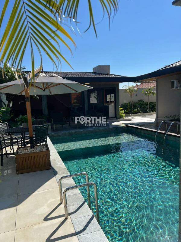 Casa à venda no Country: 