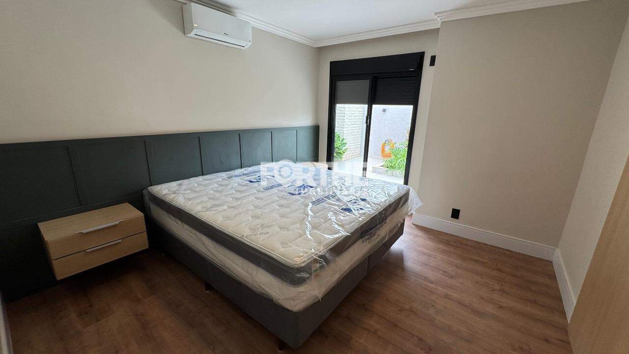 Casa à venda no Country: