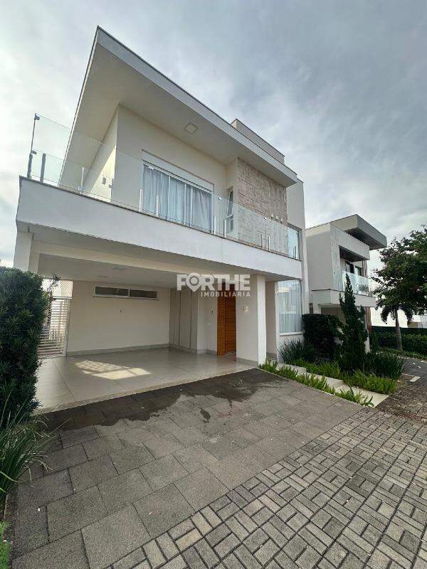 Sobrado em condomínio à venda no FAG: 