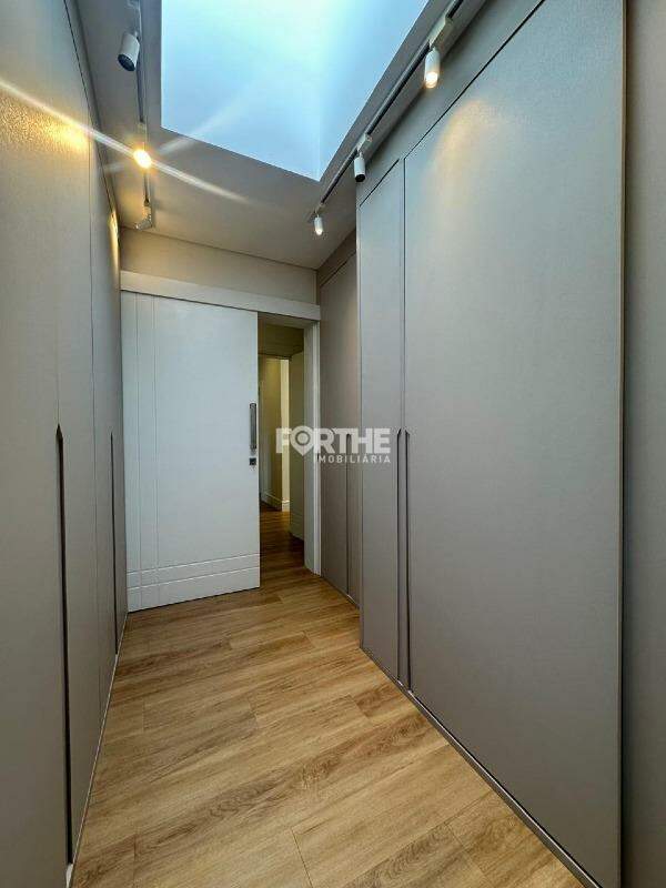 Sobrado em condomínio à venda no FAG: