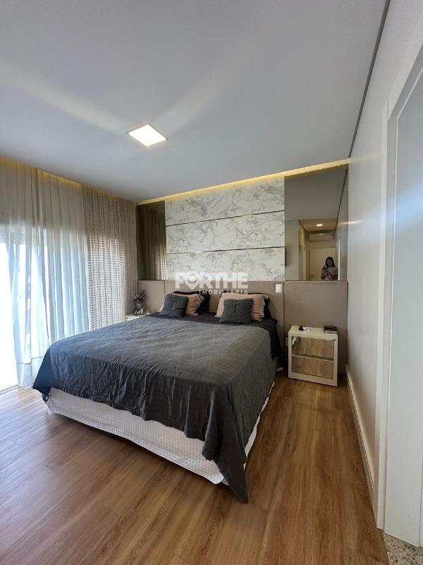 Sobrado em condomínio à venda no FAG: