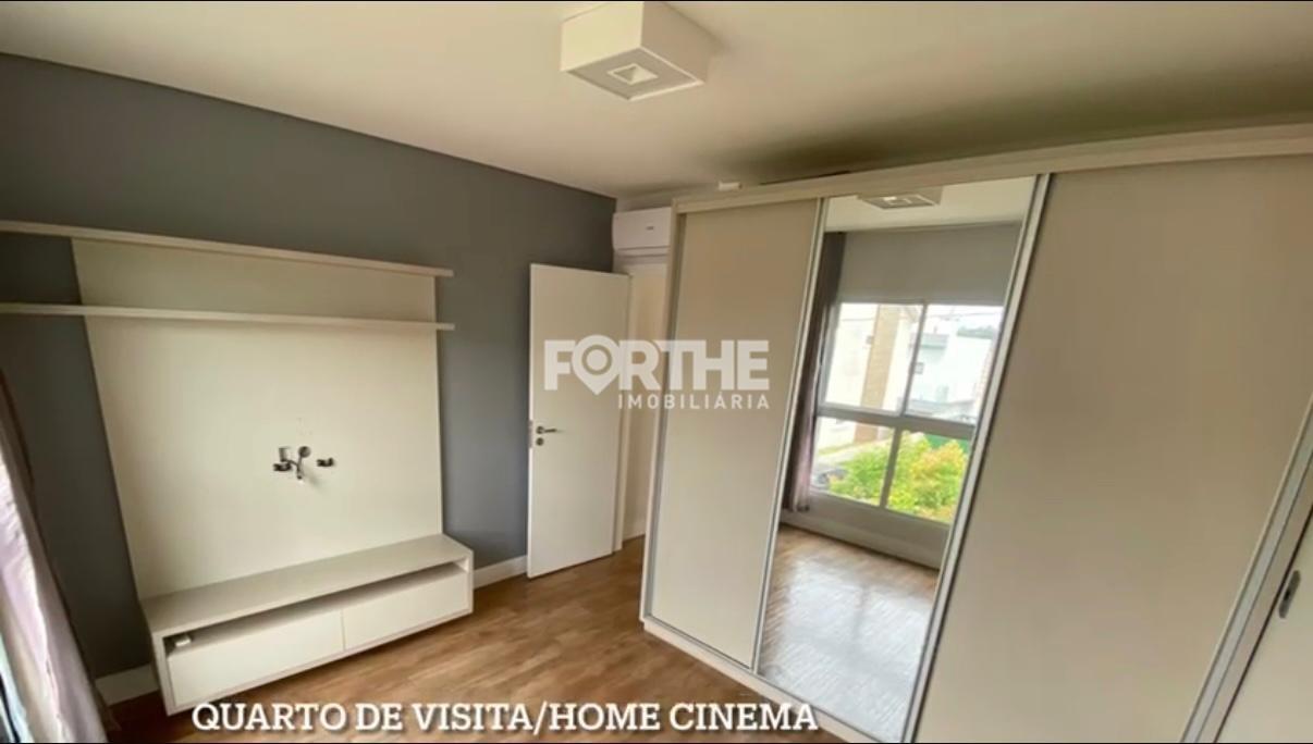 Sobrado em condomínio à venda no FAG: