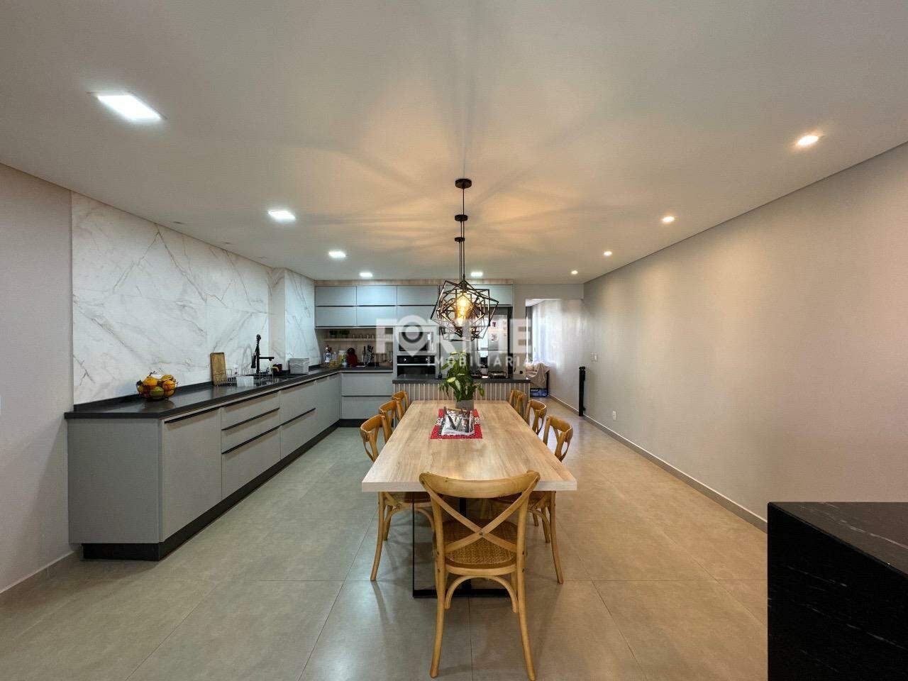 Sobrado 3 Dormitórios Continental Park 134m²