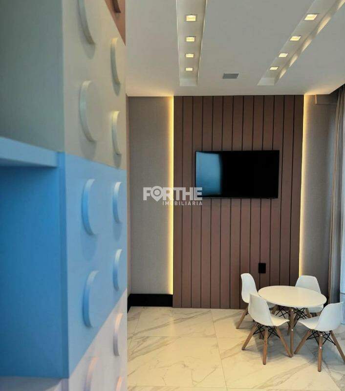 Apartamento à venda no Pereque: 