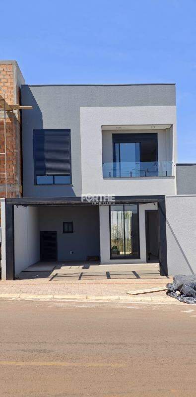 Sobrado 3 Dormitórios Piovesan 143m²