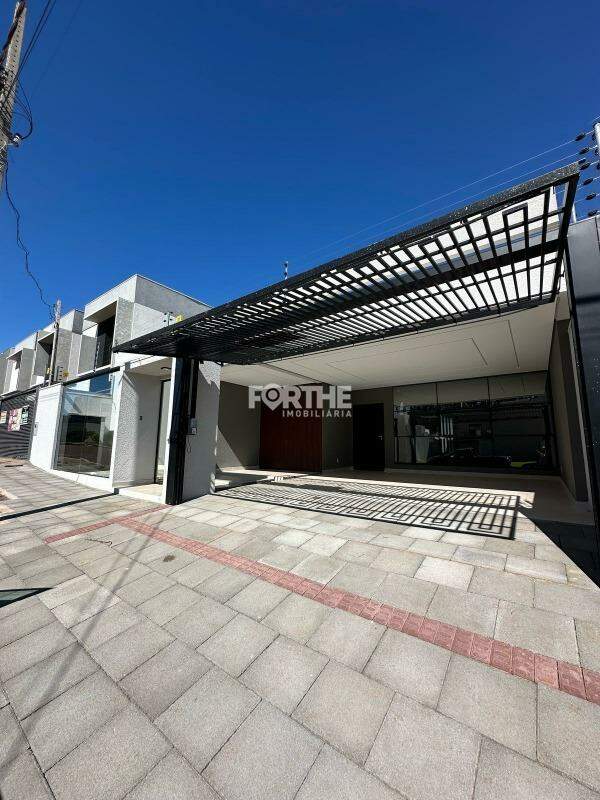 Casa à venda no Recanto Tropical III: 