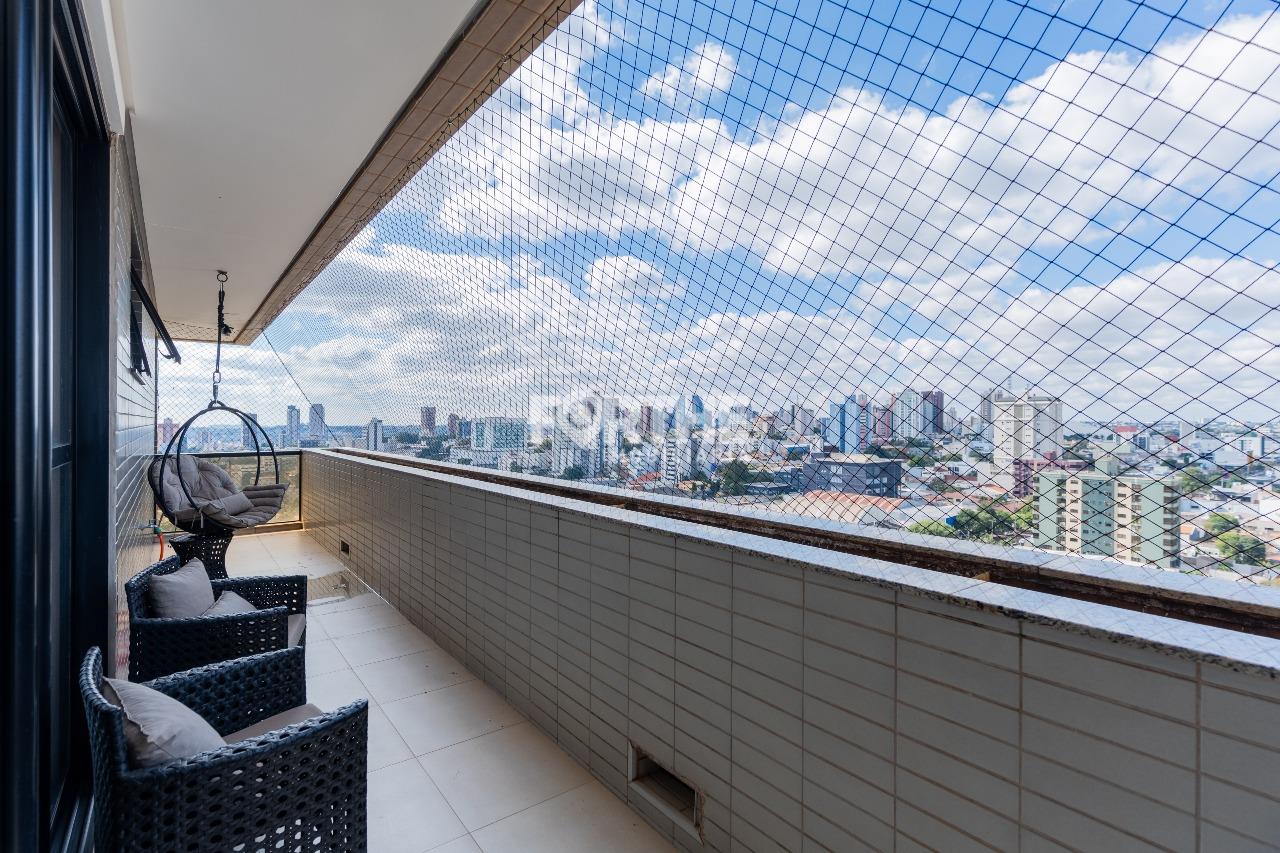 Apartamento à venda no Neva: 