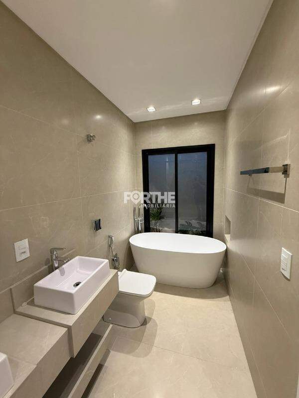 Casa à venda no Recanto Tropical IV: