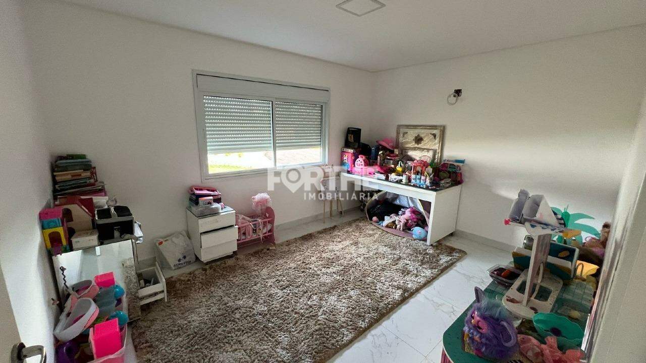 Sobrado em condomínio à venda no FAG: 