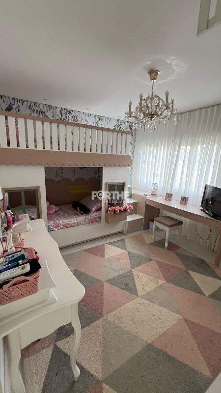 Sobrado em condomínio à venda no FAG: 