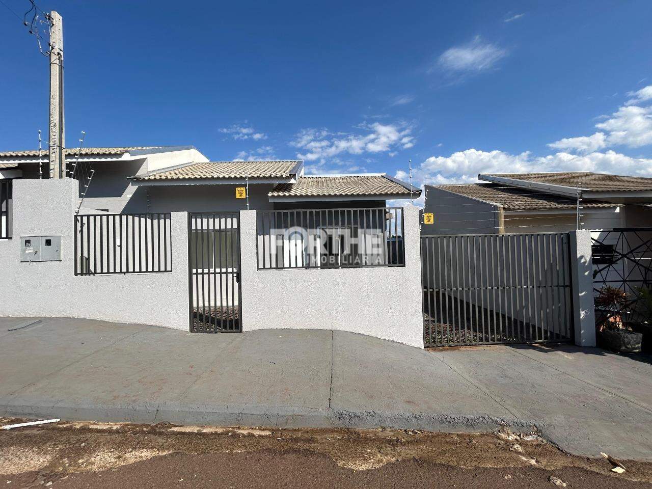 Casa 2 Dormitórios Cataratas 48m²