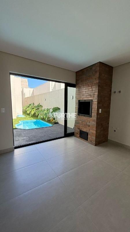 Casa à venda no Recanto Tropical II: 