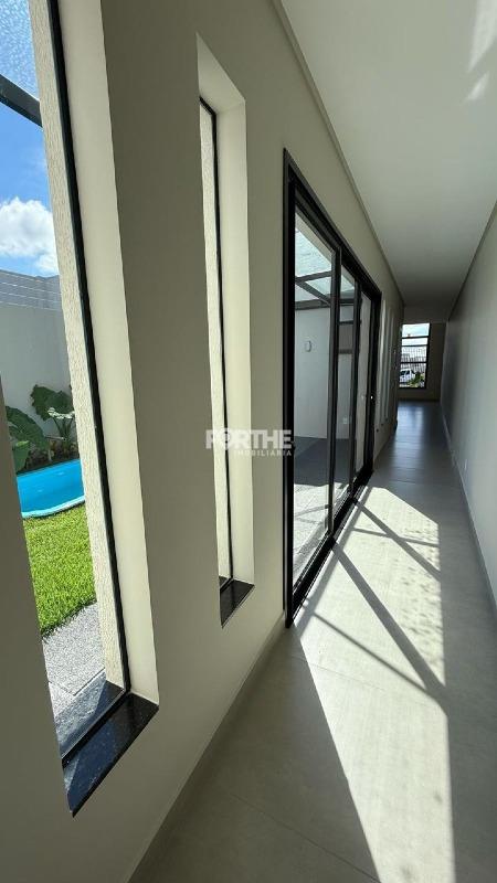 Casa à venda no Recanto Tropical II: 