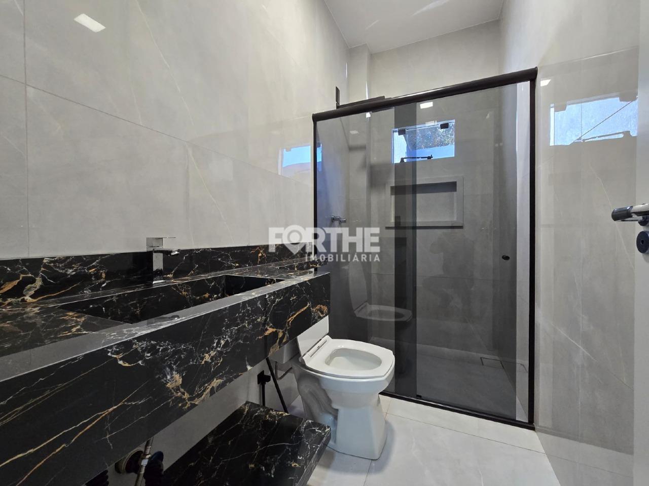 Casa à venda no Universitário: 