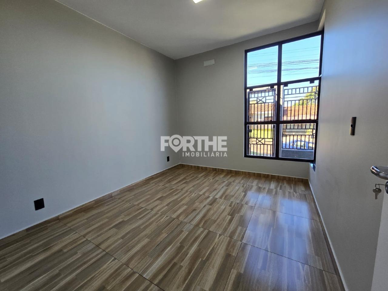 Casa à venda no Universitário: 