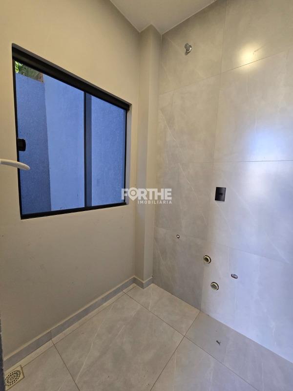 Casa à venda no Universitário: 