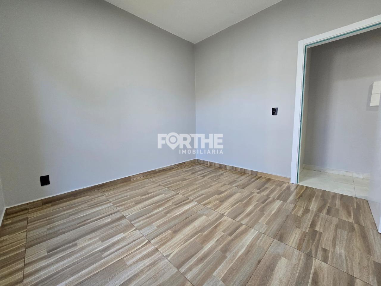 Casa à venda no Universitário: 