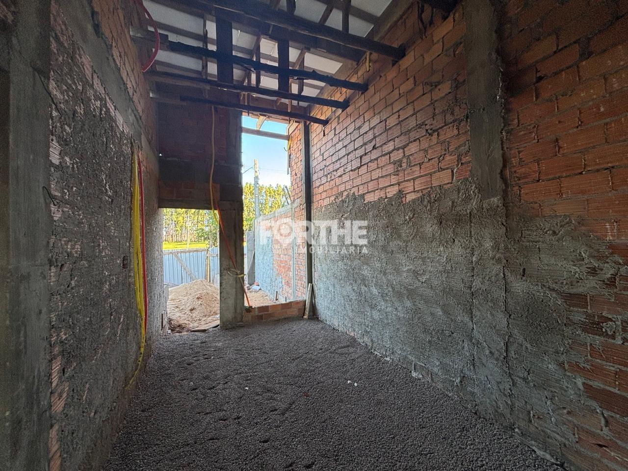 Casa à venda no Recanto Tropical IV: 