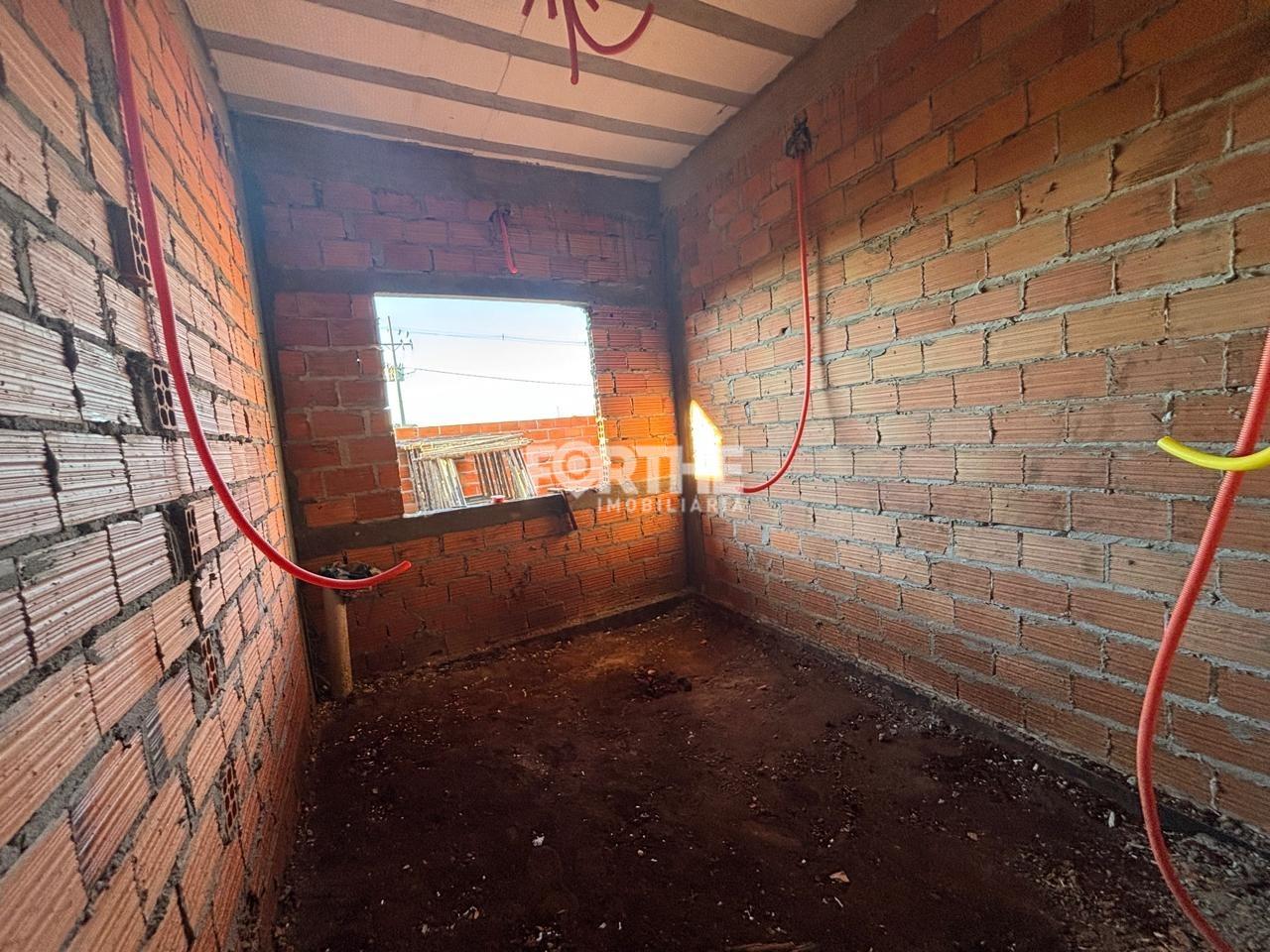 Casa à venda no Recanto Tropical IV: 