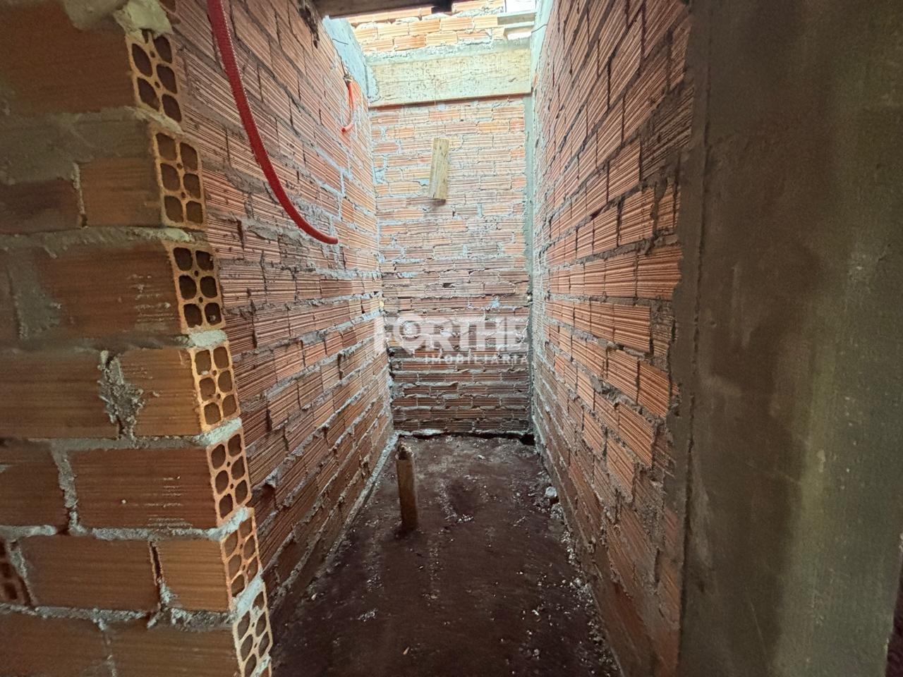 Casa à venda no Recanto Tropical IV: 