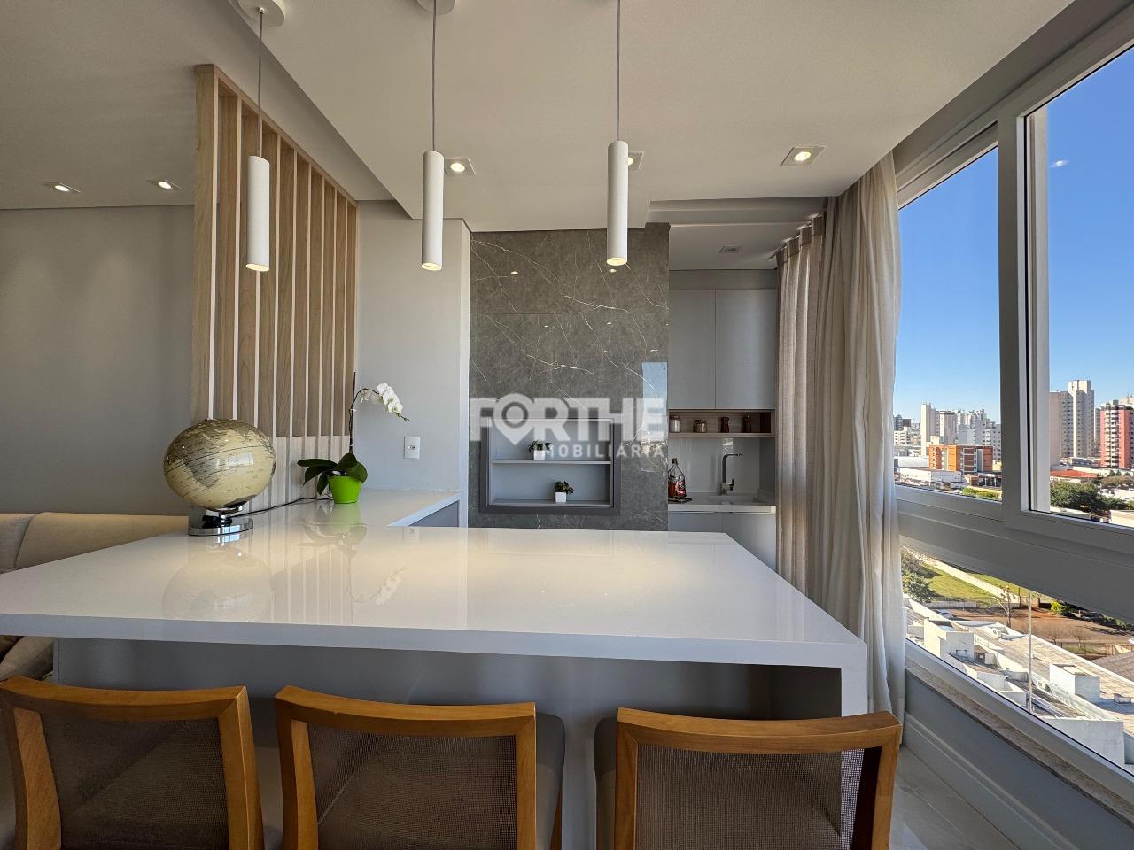 Apartamento à venda no Centro: CHURRASQUEIRA