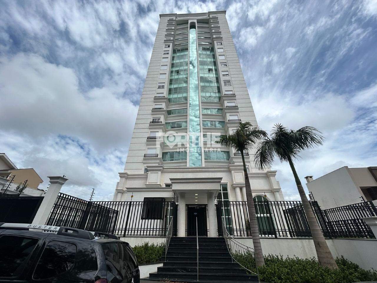 Apartamento 3 Dormitórios Country 122m²